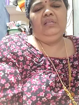 tamilthanushri webcam