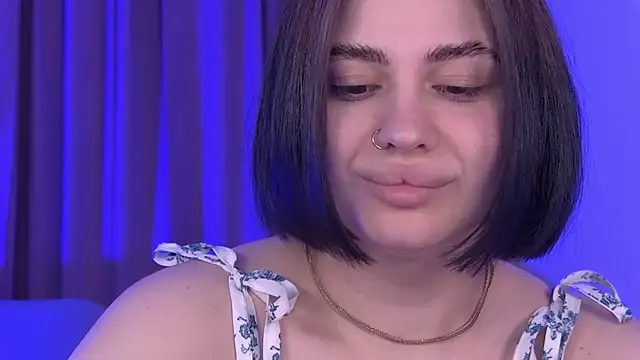 AdrianaToress webcam