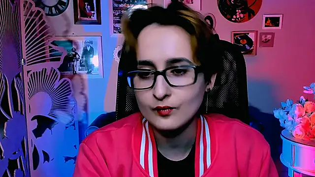 lixeluna - LixeLuna's free webcam - UK Sex Cams