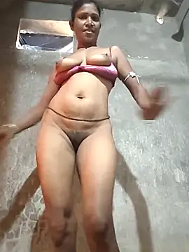 Webcam Model (Sweet-runi)  is live.Free join now!