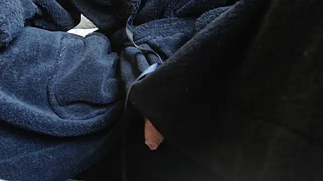 sexpourvous (Ask my age) - retirer peignoir