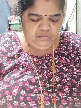 tamilthanushri webcam