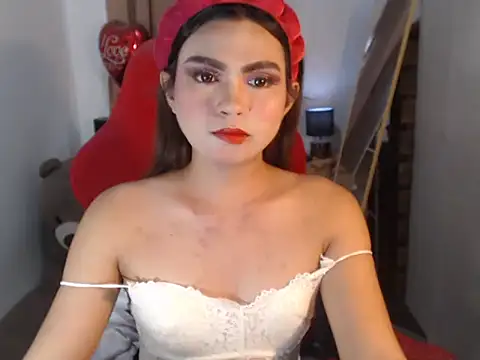 seductive_chloe31 (M young) - BE MY FIRST CUM IN MY FIRST DAY!