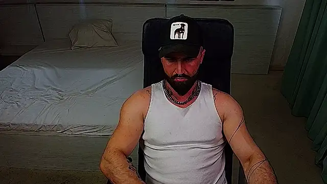 KoaTrace live sex cam