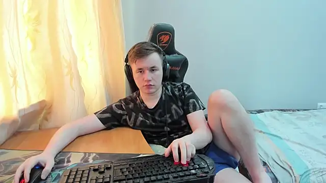 iliaskrislove webcam