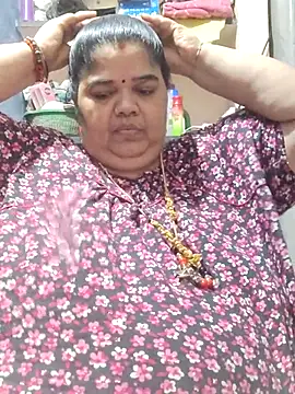 tamilthanushri webcam