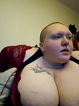 MorningstarDeviant webcam