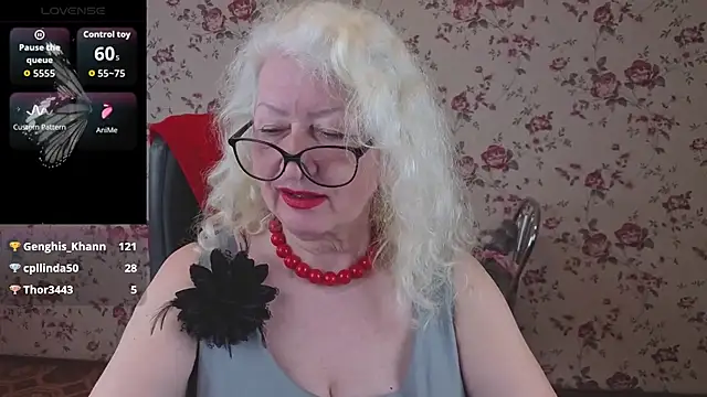 Maya_Mayflower webcam