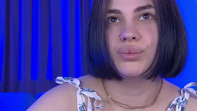 AdrianaToress webcam