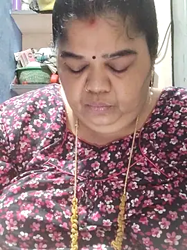 tamilthanushri webcam