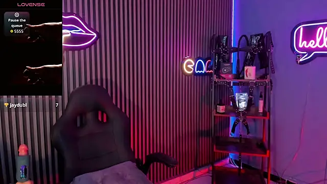 Maximoking26 live sex cam