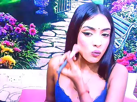 IndianPretty14u2Luv webcam