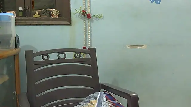 Aarti_misty71 webcam