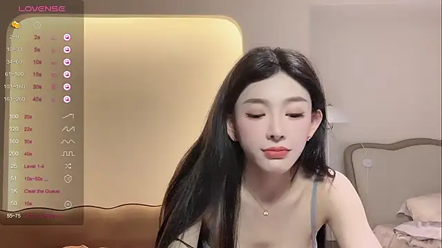 美女kiki-12在线直播