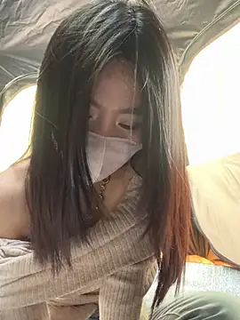 feifei-love (F milf) - 小粉塞入出去转一圈