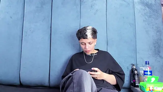 Megan_Thompson_ webcam