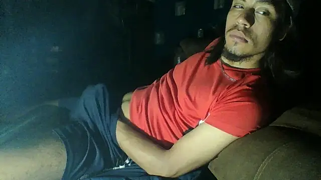 AlexAlejandro13 webcam