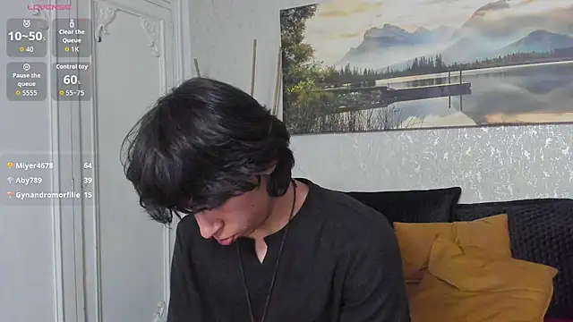 tyler_durten (M twink) - jerk off 🍆+ precum 💦