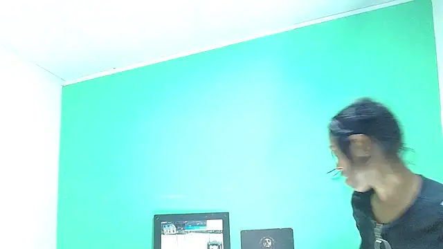 avaleri_cherry webcam