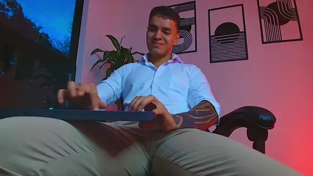 ALPHA_DOMINUS_ webcam