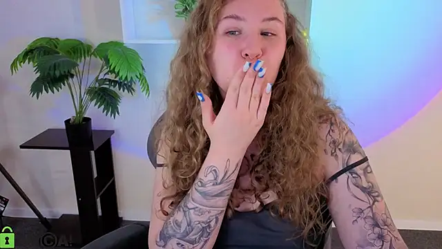 Elsie_Cutties webcam