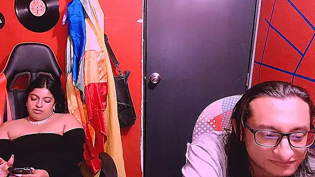 Loversonfire78 webcam