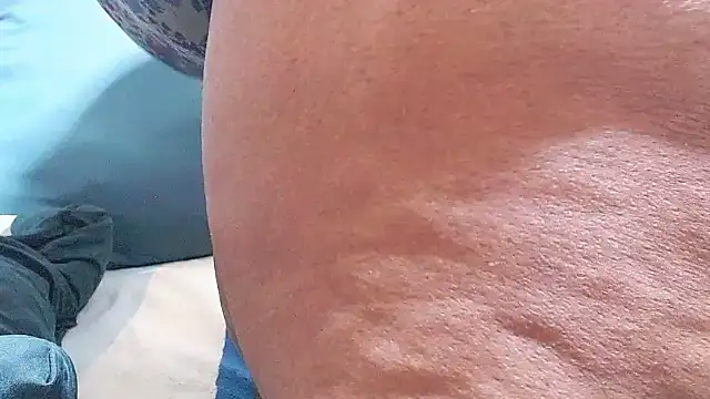 MatureBootyBabe4Uxx webcam