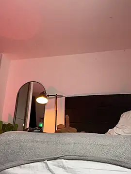 muscle_boyhorny webcam