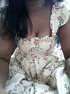 Tamil_Vishalini webcam