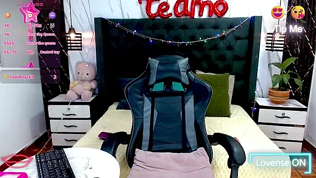 Sophia_Valentina webcam