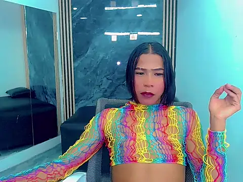 sinnthyafoxxy - SinnthyaFoxxy's free webcam - UK Sex Cams