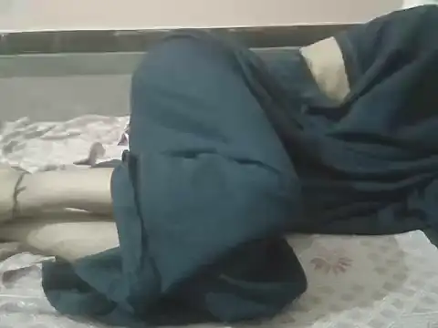 itsmemadhu2019 webcam