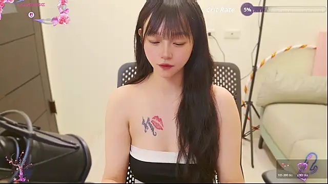 Khaleesi_ying_ webcam