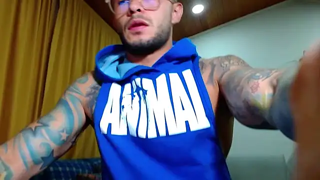 sebastian_horny webcam