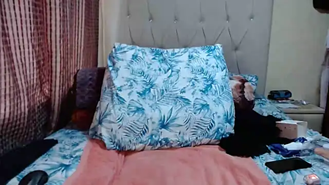 CHOCOLATEDARKBUSTYX webcam