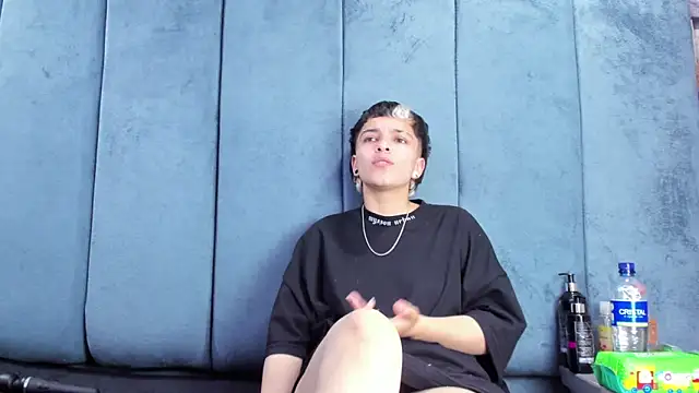 Megan_Thompson_ webcam