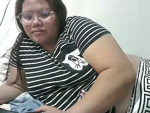 Singlemom_Anne webcam