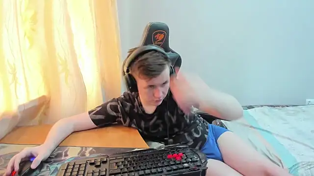 iliaskrislove webcam