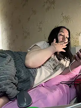 Naughtbaby_2025 webcam