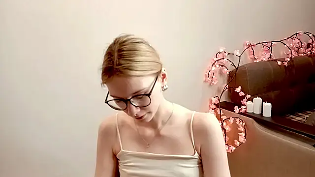 eileencrowday webcam