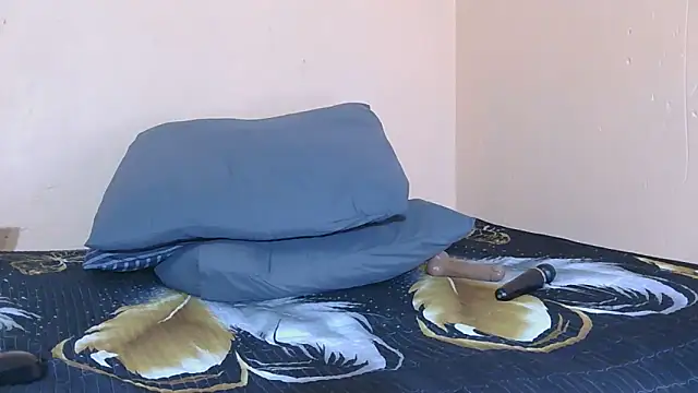 fantasy1976 - Fantasy1976's free webcam - UK Sex Cams