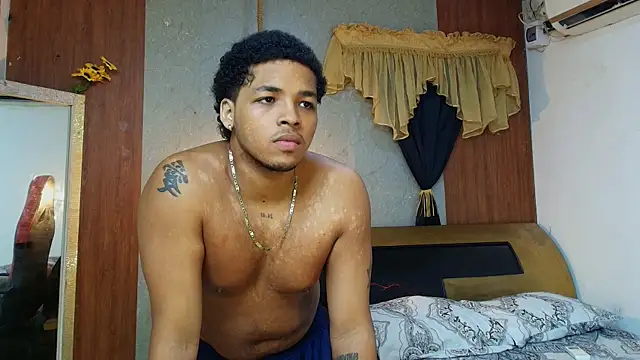 black_king_241 - Black_king_241's free webcam - UK Sex Cams