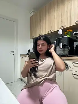 scarlett-dream - Scarlett-Dream's free webcam - UK Sex Cams