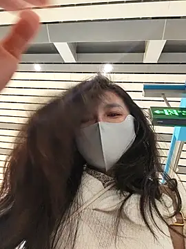 yinyin326 (F milf) - 喝自己的骚水Drink my squirting