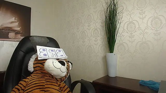 kyloeast (M young) - Cum SHOWWW FIRE WORK