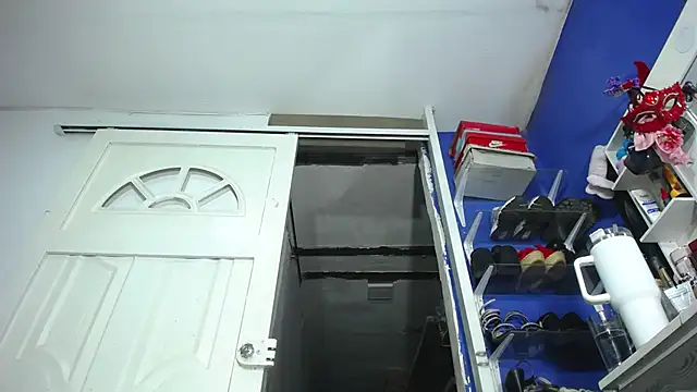 Squirter_pussybomb webcam