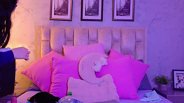 isabellarossi - IsabellaRossi's free webcam - UK Sex Cams