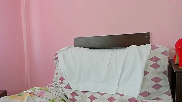 hotsweetangel (F milf) - need a good fuck/ anal or huge squirt