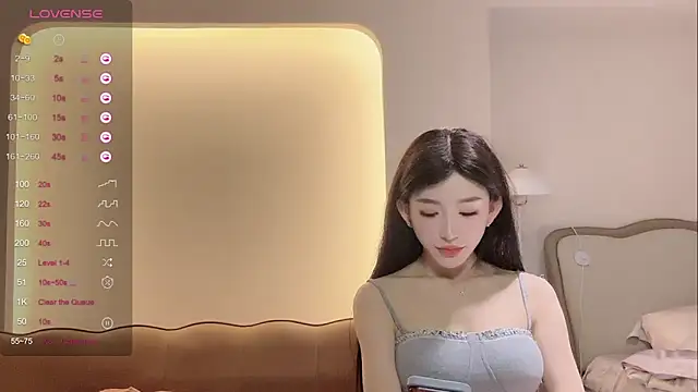 美女kiki-12在线直播