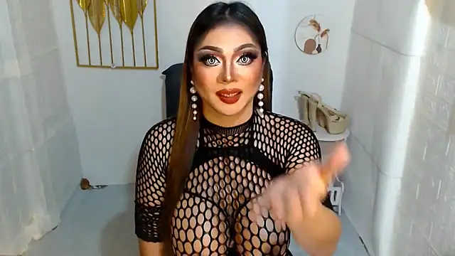 SelfsuckerQueenAmanda webcam